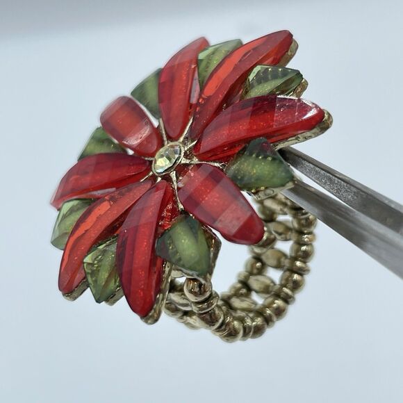 Stunning Acrylic Gold Tone Stretch Poinsettia Flower Boho Ring Statement Cute - Picture 2 of 6